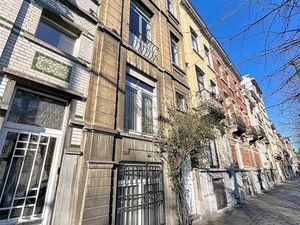 Immeuble de rapport à vendre avec jardin et 6 chambres   Laeken (VBD69350)