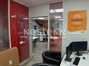 Local commercial Vannes 150 m2 FORTE VISIBILITE