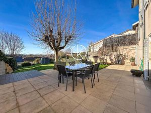 Maison de 120m2 située sur la commune de Saint Didier Au Mont D'Or  4 pièce(s)   3...