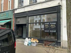 Bien professionnel à louer à Antwerpen € 2.950 (LJ8W6) - The Real Estate Company | Zimmo