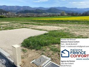 Terrain constructible viabilisé à vendre