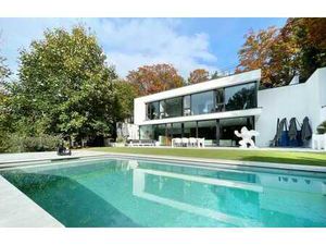 Villa d'architecte rénovée en 2025