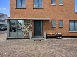 MAISON CINQ CHAMBRES AVEC JARDIN ET GARAGE