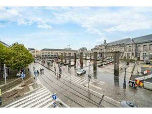 Opportunité unique - APP 1ch – Vue Place Saint-Lambert