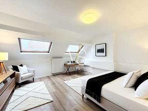 SUPERBE MAISON FAMILIALE ENTIÈREMENT RÉNOVÉE 5 CHAMBRES