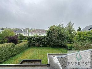 Av Tervuren! VILLA 4 FACADES 5 CHAMBRES SEMI MEUBLE +JARDIN+