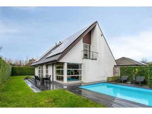 Maison de 4 chambres prête à emménager avec piscine à Koolke
