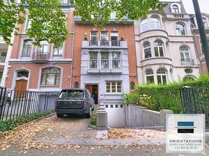 SPLENDIDE MAISON DE MAITRE ART DECO