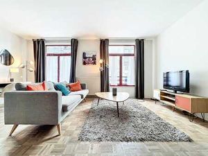 TRES BEAU STUDIO NON MEUBLE - PROCHE DU QUARTIER EUROPEEN