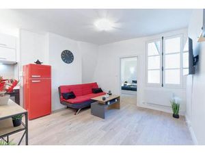 Notre dame – Place du marché | Superbe T2 meublé refait à neuf – Clé en main