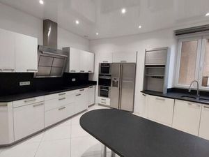 Appartement 6 pièces 200 m²