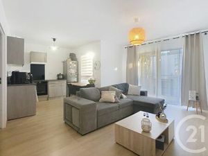 Appartement T3 à louer - 3 pièces - 65 10 m2 - Tours - 37 - CENTRE