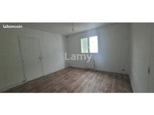 Studio 1 pièce 25 m²