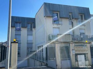 Studio 1 pièce 32 m²