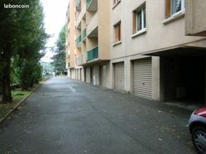 Garage/box 10 m² Le Pecq