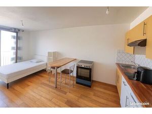 Studio 1 pièce 31 m²