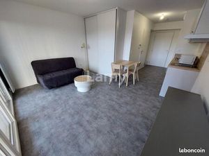 Studio 1 pièce 27 m²