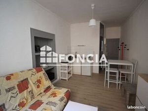 Studio 1 pièce 17 m²