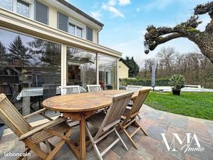 Maison 5 pièces 144 m²