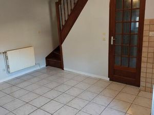 Location T 3 à Beaujeu