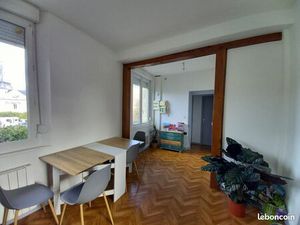 Appartement 49m2 place hotel ville