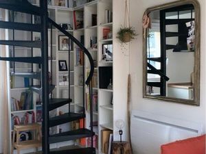 Duplex meublé lumineux avec terrasse – Plage à 100 m – Parking privatif