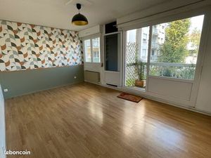 Charmant T2 46 m² grange blanche/montchat/montplaisir– Balcon  Garage (option)  Cave