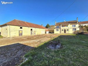 Maison 10 pièces 263 m²