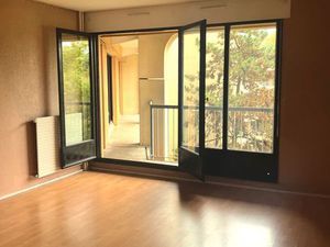 Appartement 3 pièces 74 m² calme et lumineux limite Tassin -Point du jour- Lyon 5 et 9