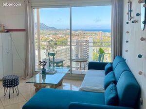 T3 lumineux et traversant – vues mer & collines – 2 balcons + loggia – Parc Sévigné (13009