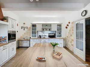 Maison 5 pièces 181 m²