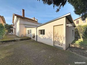 Maison 10 pièces 205 m²