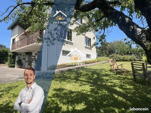 Maison 8 pièces 197 m²