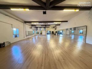 Local 245 m² Marseille