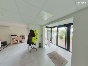 À LOUER – Bureau– 62 m² (dont 18 m² de parties communes) – Lyon 8ᵉ - Moulin à Vent