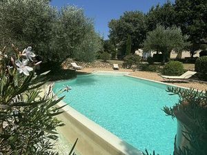 Propriété 4 pièces 155 m²