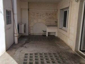 Arles roquette - appartement t2/3 + terrasse