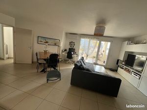 T3 meublé terrasse et box - Marseille Chartreux (13004) - proche métro