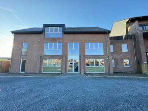 Appartement rez-de-chaussée idéalement situé à Dour au lieu