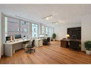 Louise - Bailli : bureau