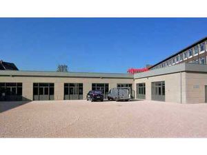 Bureaux rénovés à louer à la Begijnhoflaan à Gand.