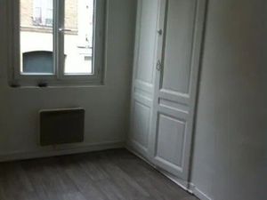 Location appartement 2 pièces 26 m² à Elbeuf (76500)