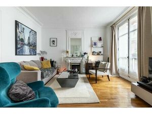 PARIS-15ème Square Desaix 4 pièces - 2 Chambres