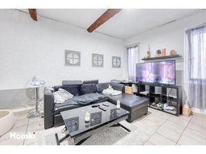 LA CIOTAT PROXIMITE IMMEDIATE DE LA PLAGE TYPE 1 AU 1ER ETAGE