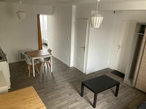 Location appartement 2 pièces  32.93m²  La Roche