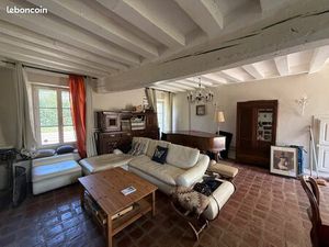 Maison briarde à une heure de Paris