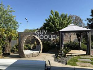 MAISON À VENDRE DE 7 PIÈCES DE 125 00 M²