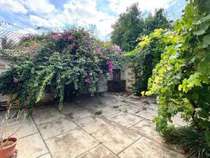 Villa avec jardin patio et garage