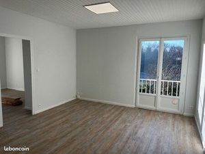 Location appartement T4 Bressolles