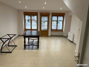 Maison de Bourg en location